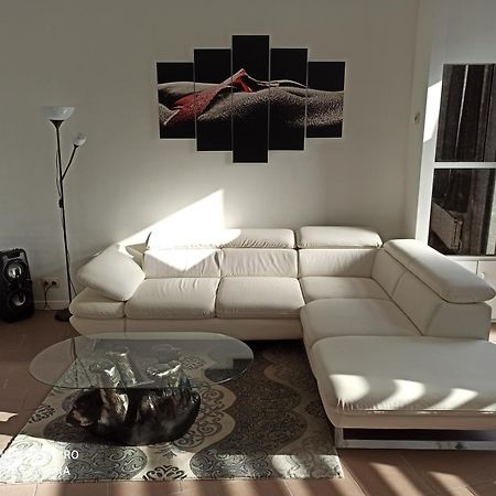 Loft Cosi A Proximite Du Centre Geographique Belge Lägenhet Gembloux Exteriör bild