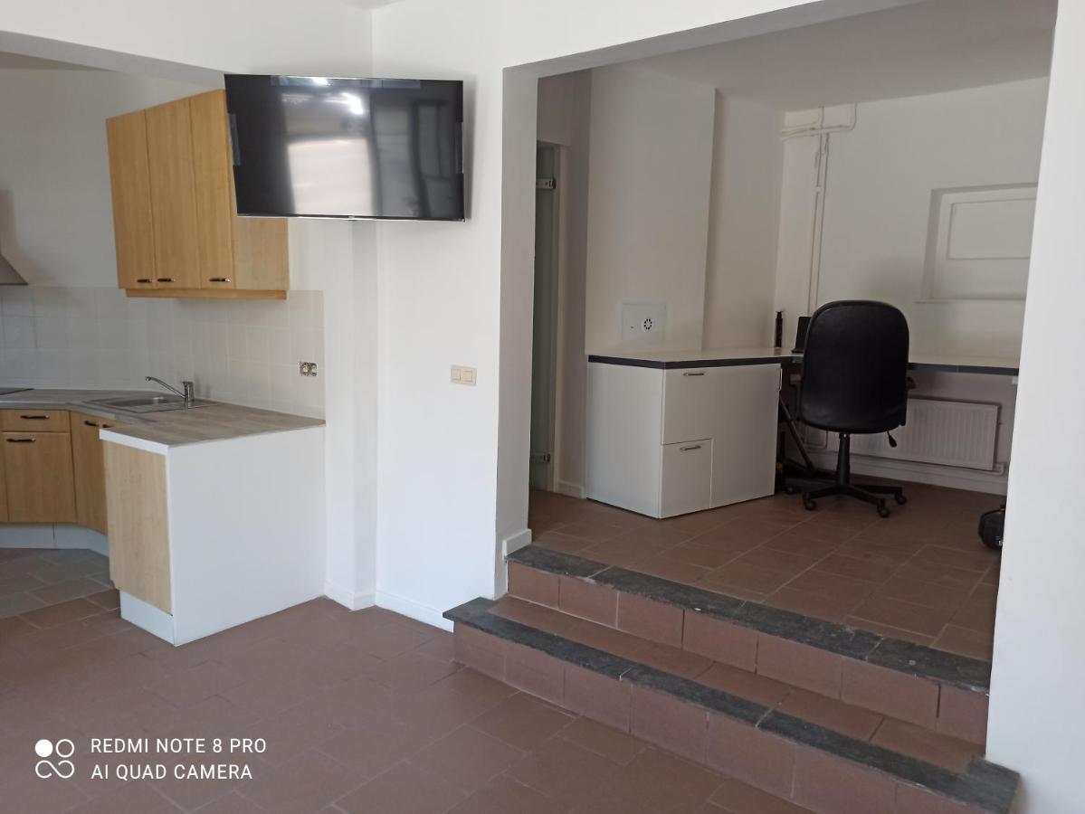 Loft Cosi A Proximite Du Centre Geographique Belge Lägenhet Gembloux Exteriör bild